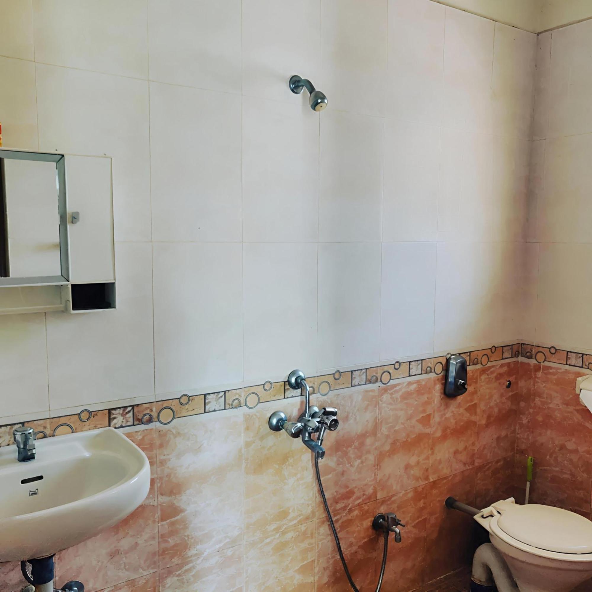 Ocean Walk Apartments 2Bhk Calangute Exterior photo
